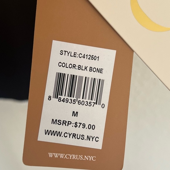 Cyrus NYC Black Contrast Piping Sleeveless Cardigan Sweater Vest NWT Medium - Picture 8 of 10